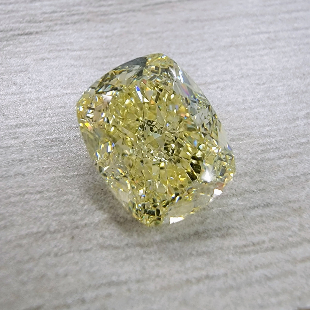 3.01ct Fancy Light Yellow Elongated Cushion Diamond VS1 GIA