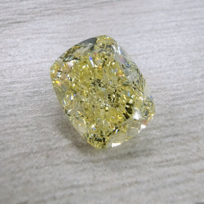 3.01ct Fancy Light Yellow Elongated Cushion VS1 GIA
