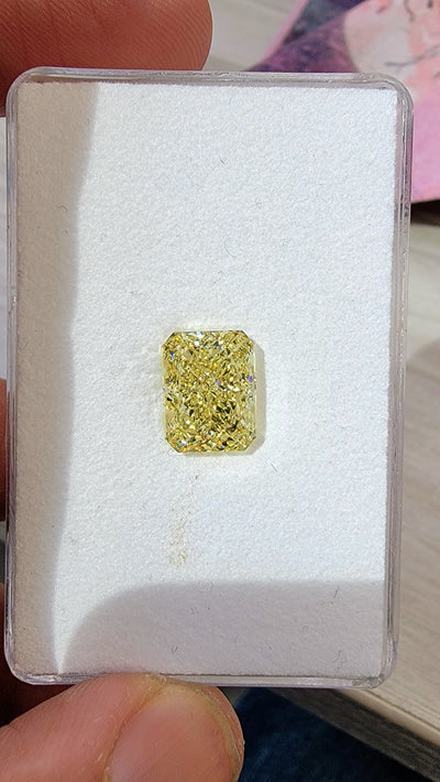 5.02ct Fancy Yellow Elongated Radiant SI1 GIA