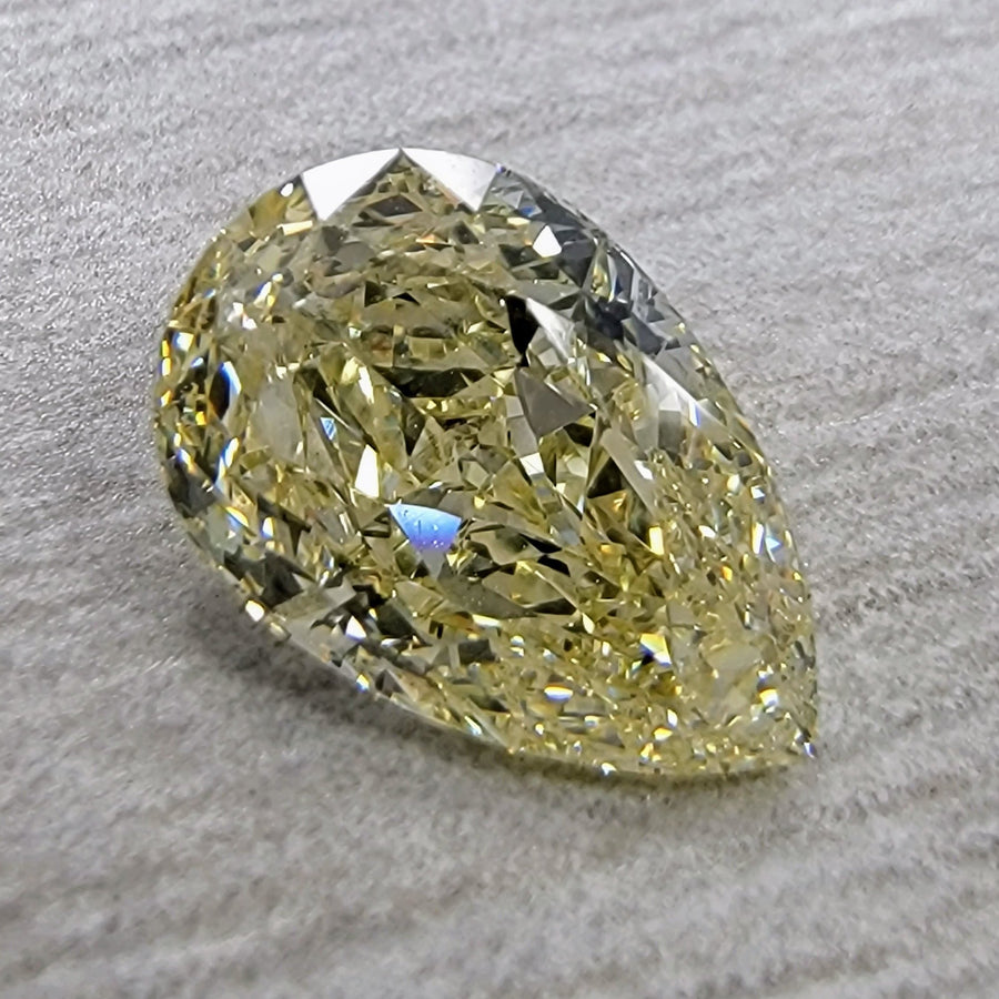 1.19ct Fancy Light Yellow Pear Diamond SI1 GIA