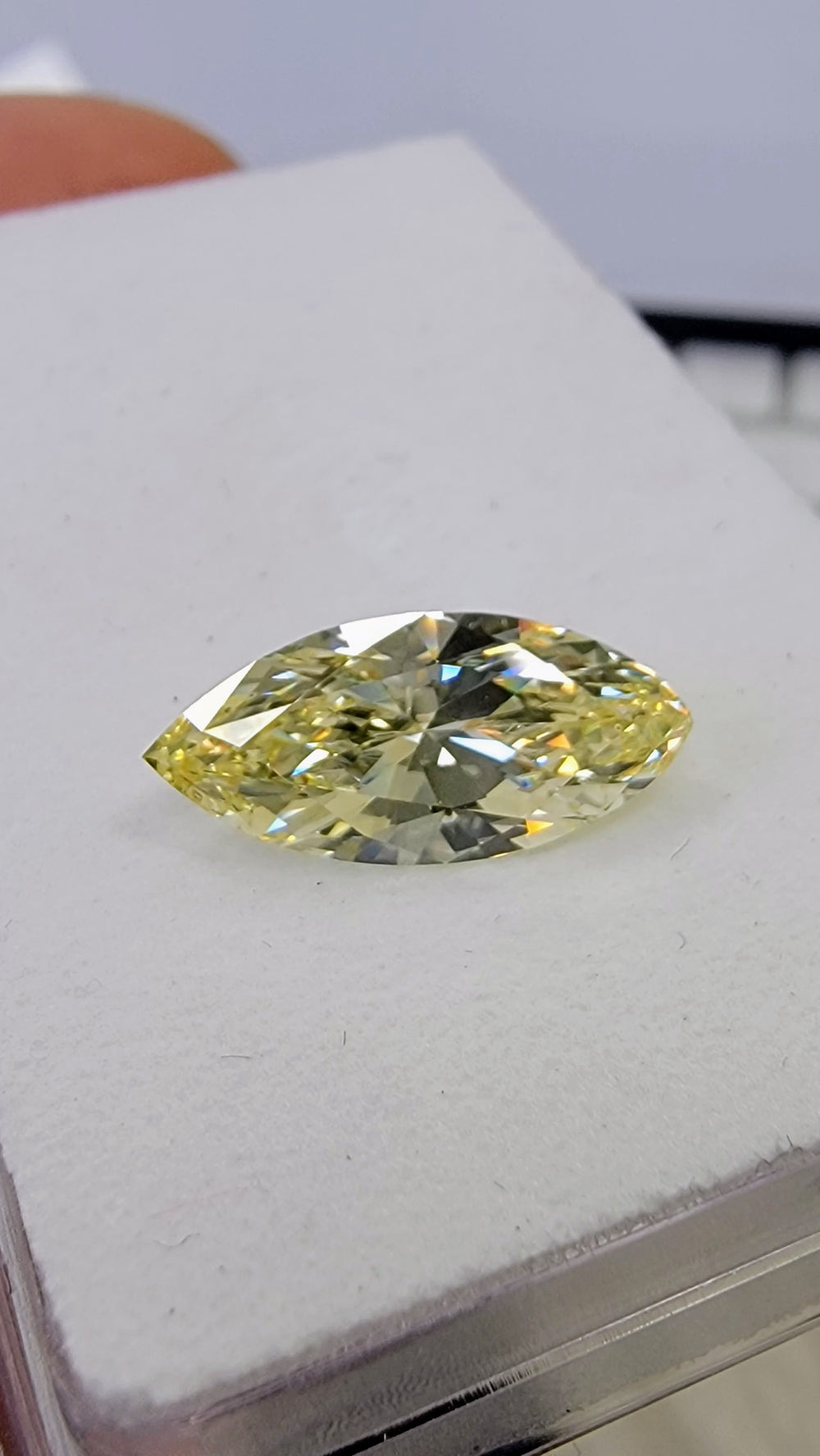 3.39ct Fancy Yellow Marquise Diamond VS1 GIA