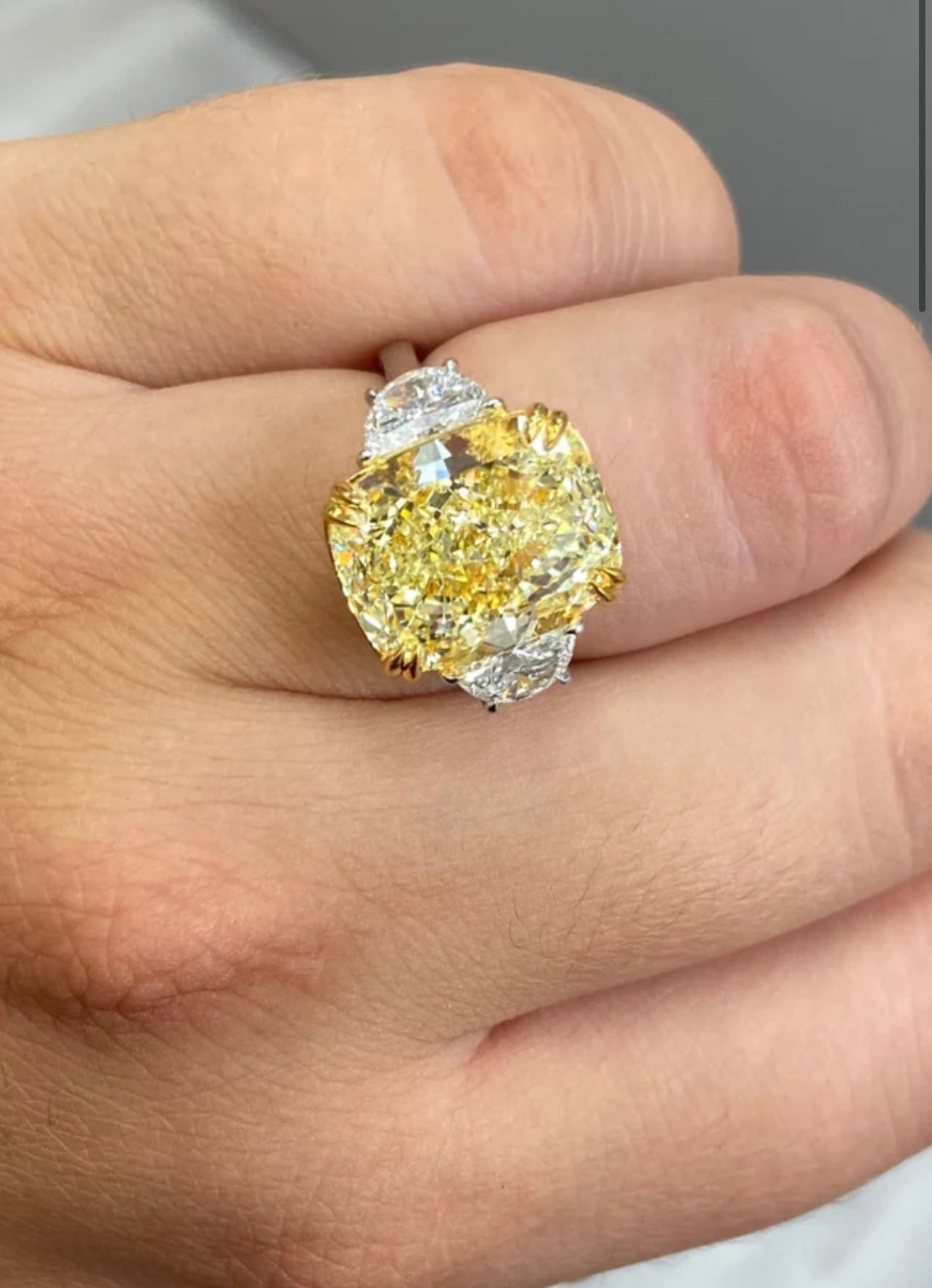 10.19ct Fancy Light Yellow Cushion VS1 GIA Ring