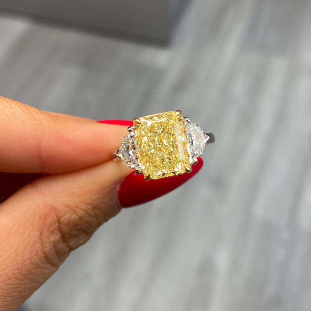 5.02ct Fancy Yellow Elongated Radiant Diamond VS1 GIA