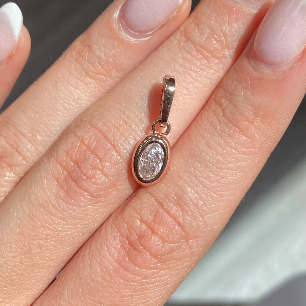 0.67ct Pink Oval Diamond VS2 Charm GIA