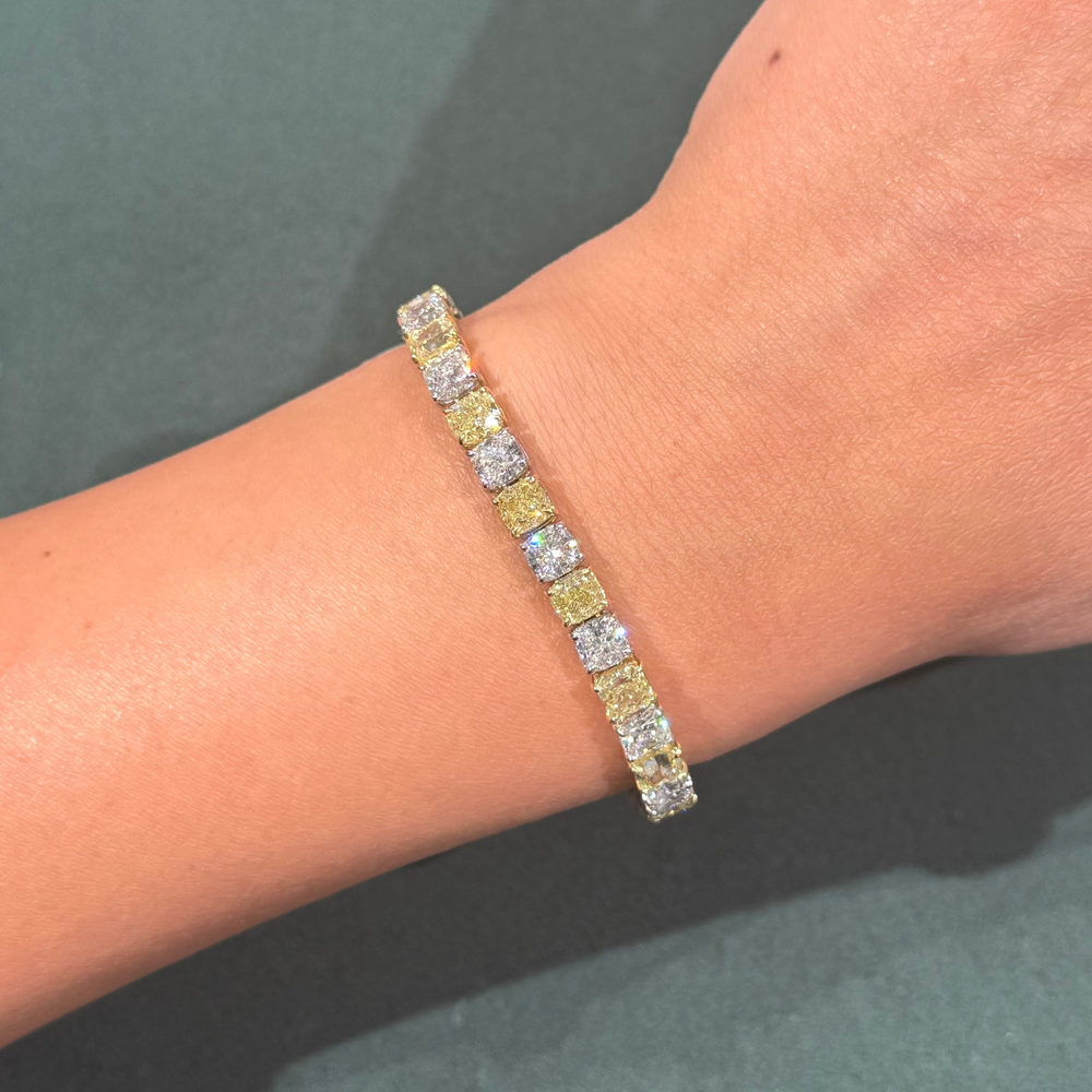 Fancy Yellow Cushion Diamond & White Cushion Diamond Alternating Tennis Bracelet