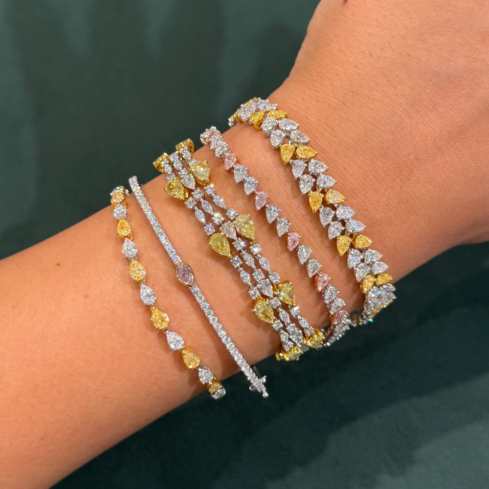 5.73ctw Alternating Pink & White Pear-Shaped Diamond Tennis Bracelet