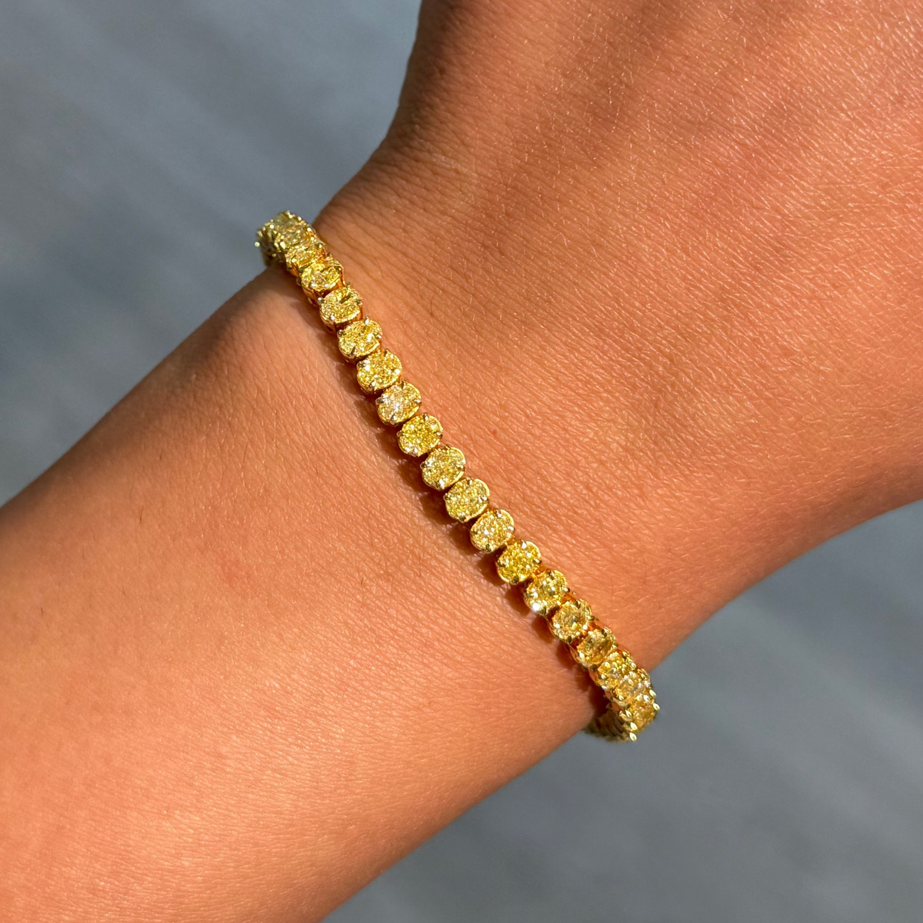 8.99ctw Fancy Yellow Oval Diamond Tennis Bracelet