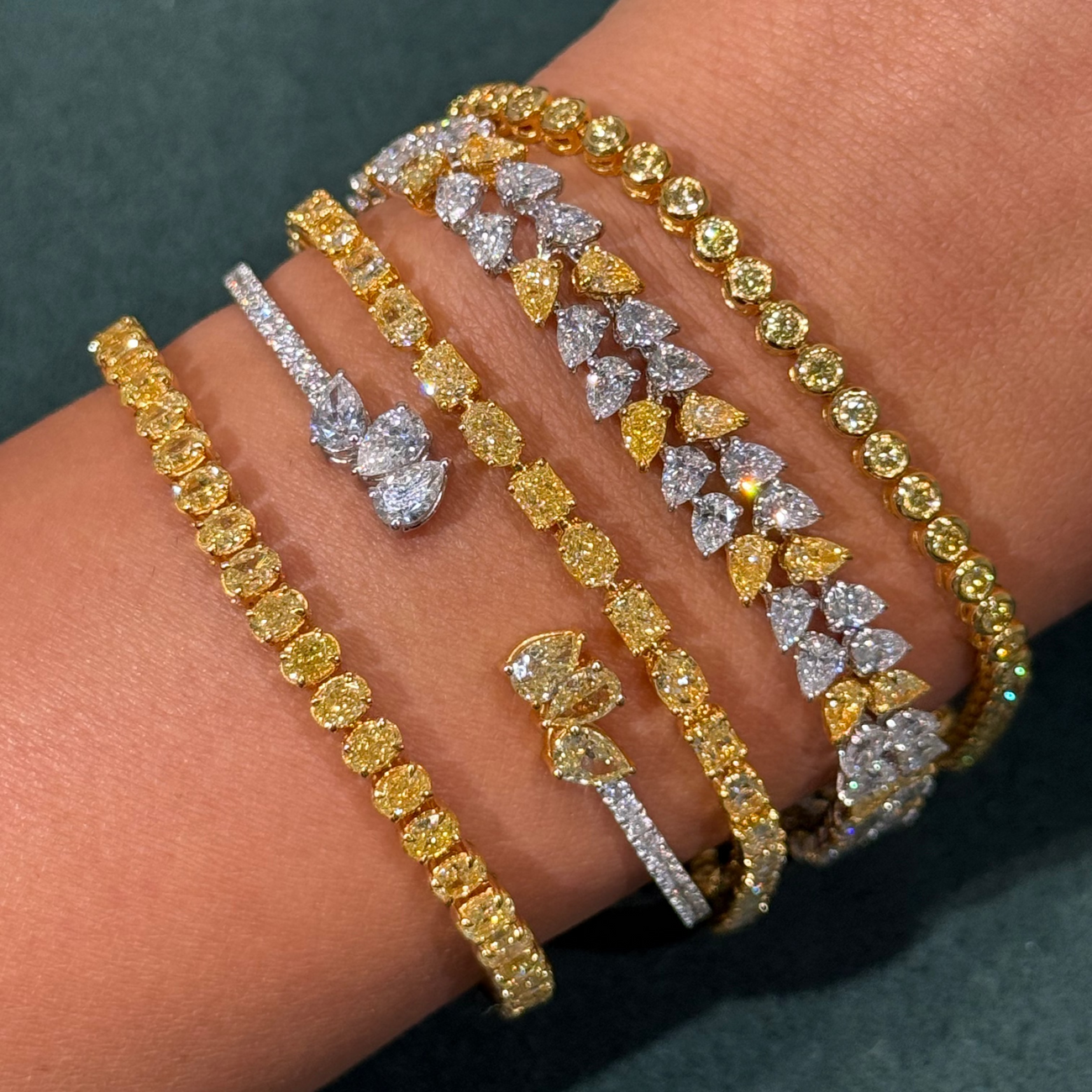 2.57ctw Yellow & White Diamond Open Cuff Bangle Bracelet