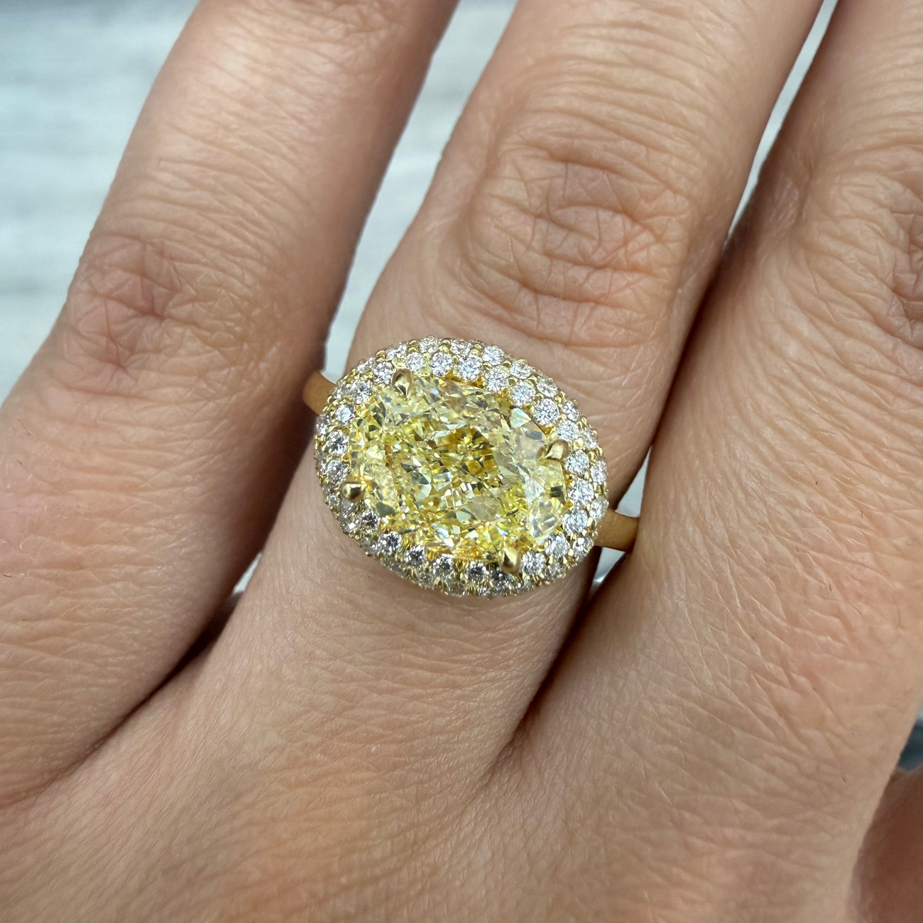 3.00ct Fancy Light Yellow Oval Bubble Halo East West Ring VS2 GIA