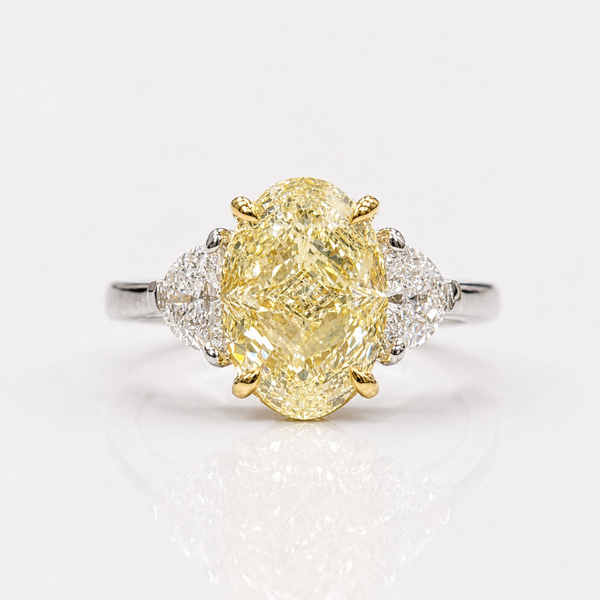 4.30ct Light Yellow Oval Diamond Ring VS1 GIA