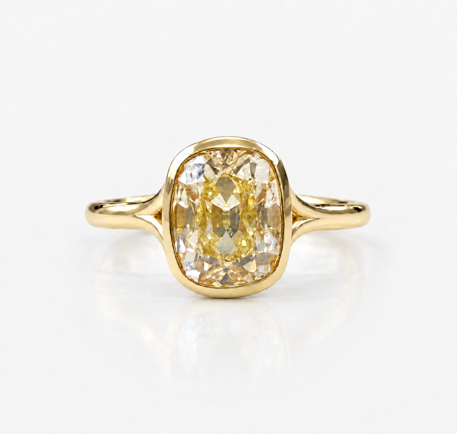 2.70ct Light Yellow Old Mine Cushion Diamond Ring VS2 GIA