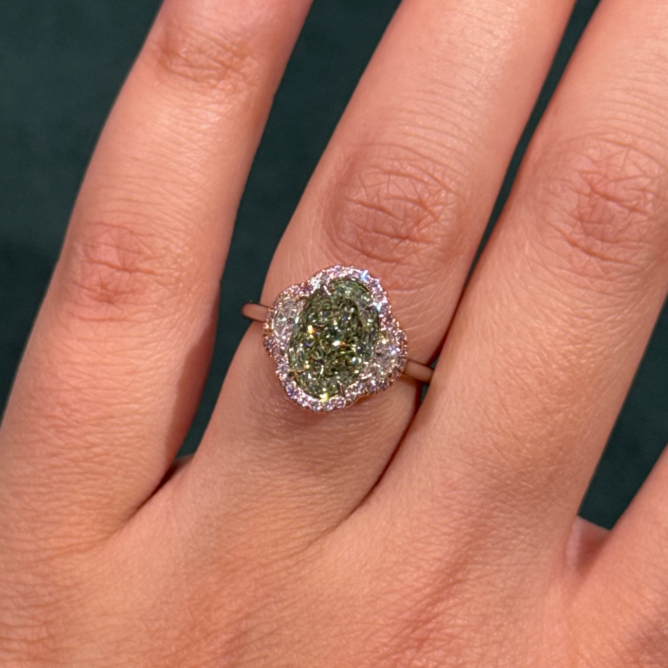 3.14ct Fancy Green-Yellow Oval Diamond Ring VS2 GIA