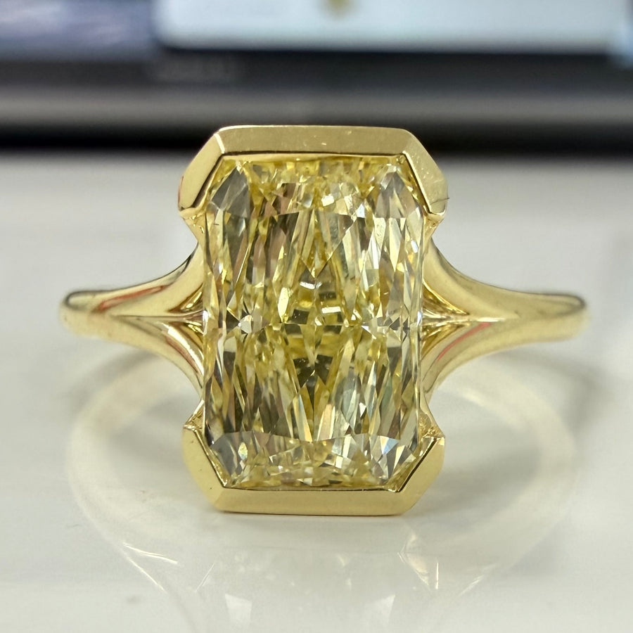 2.03ct Fancy Light Yellow Radiant Half-Bezel Ring VS1 GIA