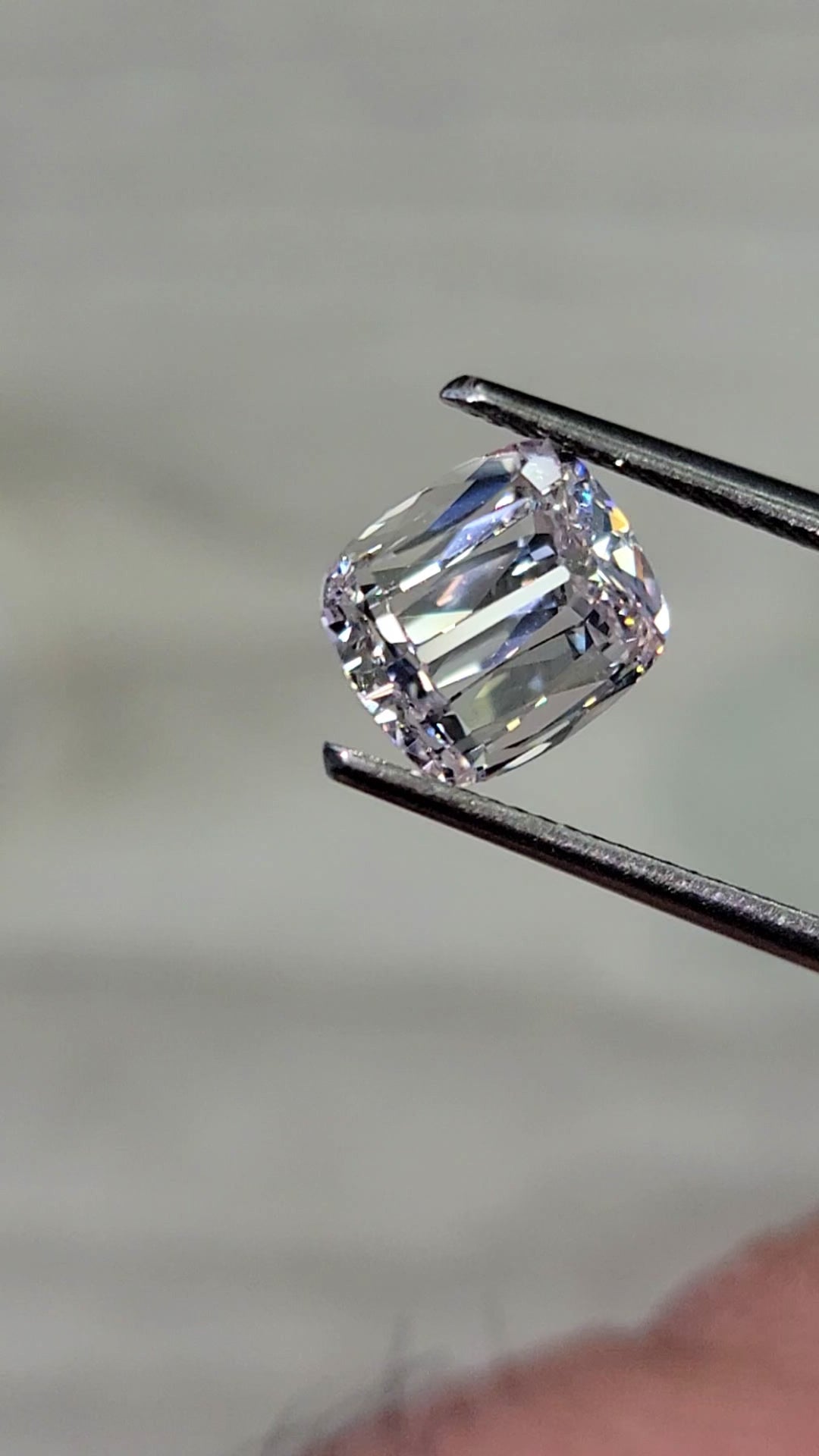 2.01ct Faint Pink Cushion VS1 GIA