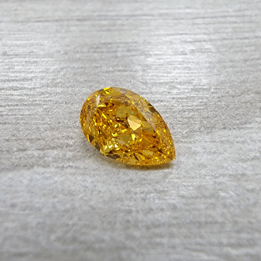 0.50ct Fancy Vivid Yellow-Orange Pear Diamond SI1 GIA