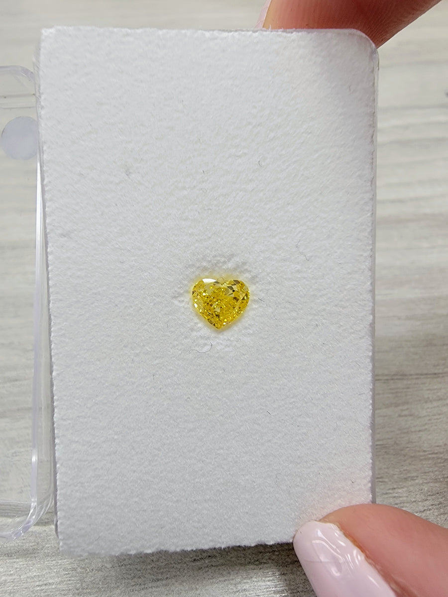 0.72ct Fancy Vivid Yellow Heart Diamond I1 GIA