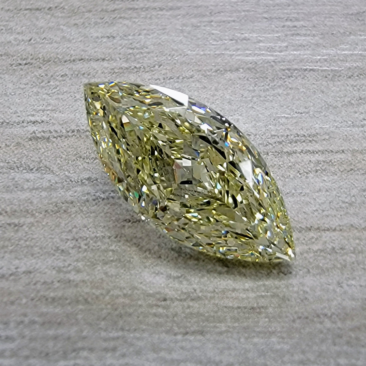 2.07ct Light Yellow Marquise Diamond VS2 GIA