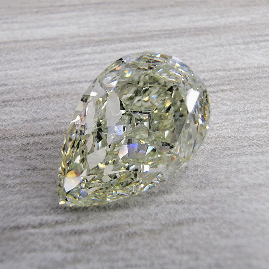 3.79ct Fancy Light Grayish Yellowish Green Pear Diamond VS2 GIA