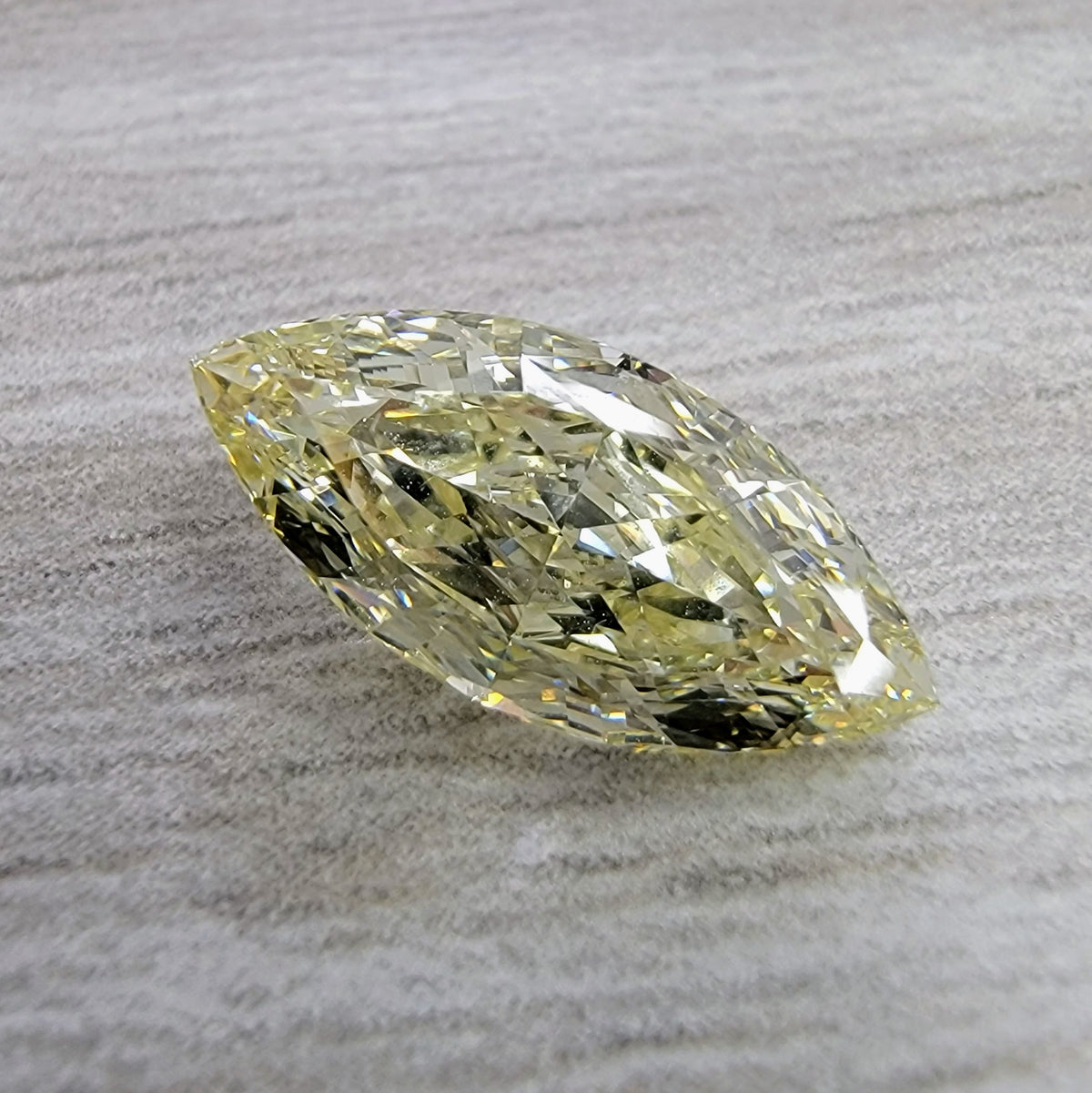 2.01ct Light Yellow Marquise Diamond VS2 GIA