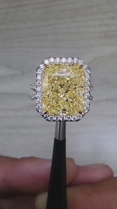 9.04ct Light Yellow Radiant VS2 GIA Ring