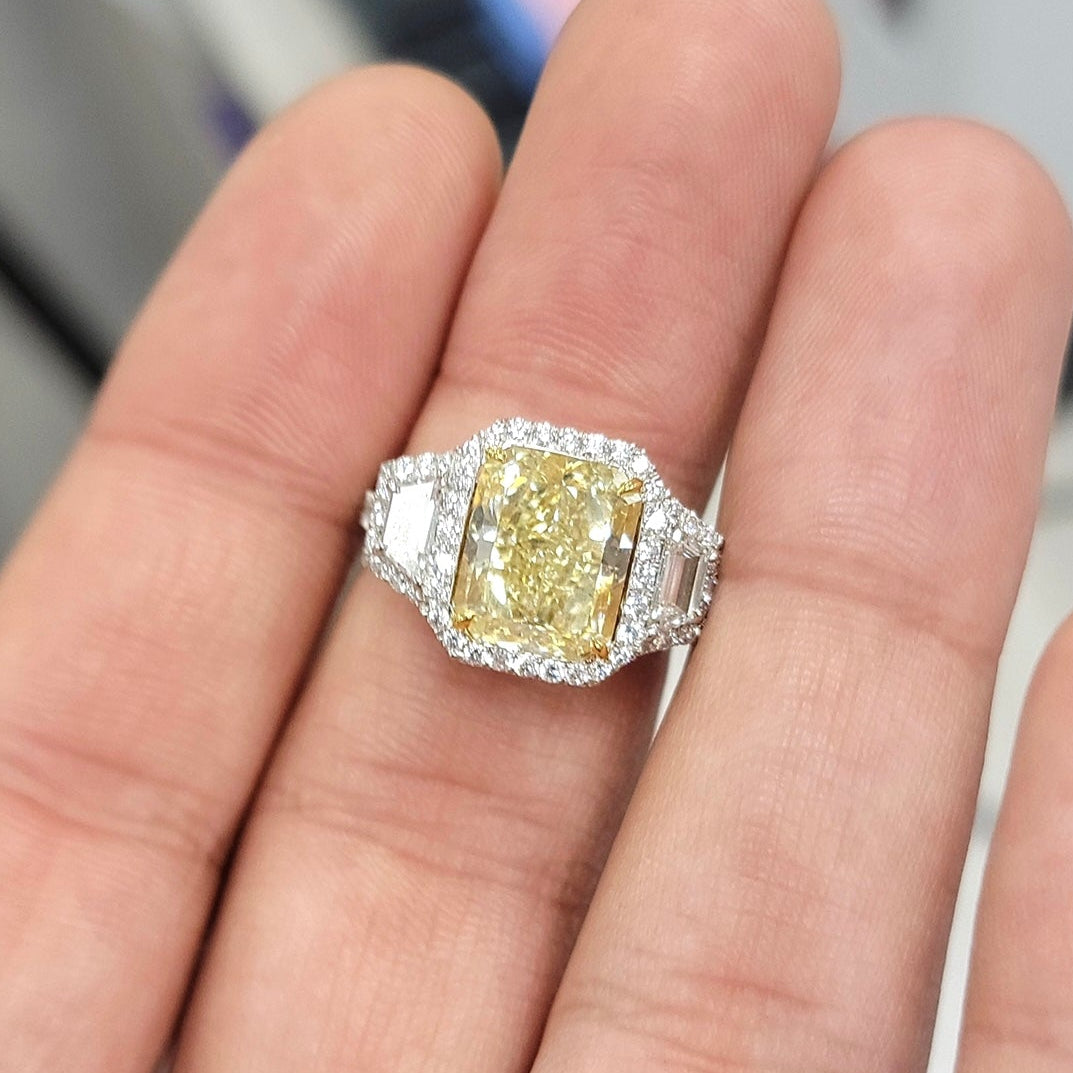 5.14ct Light Yellow Radiant Diamond Ring VS2 GIA