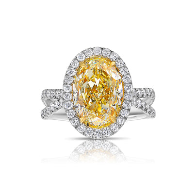 4.53ct Light Yellow Oval VVS2 GIA Ring