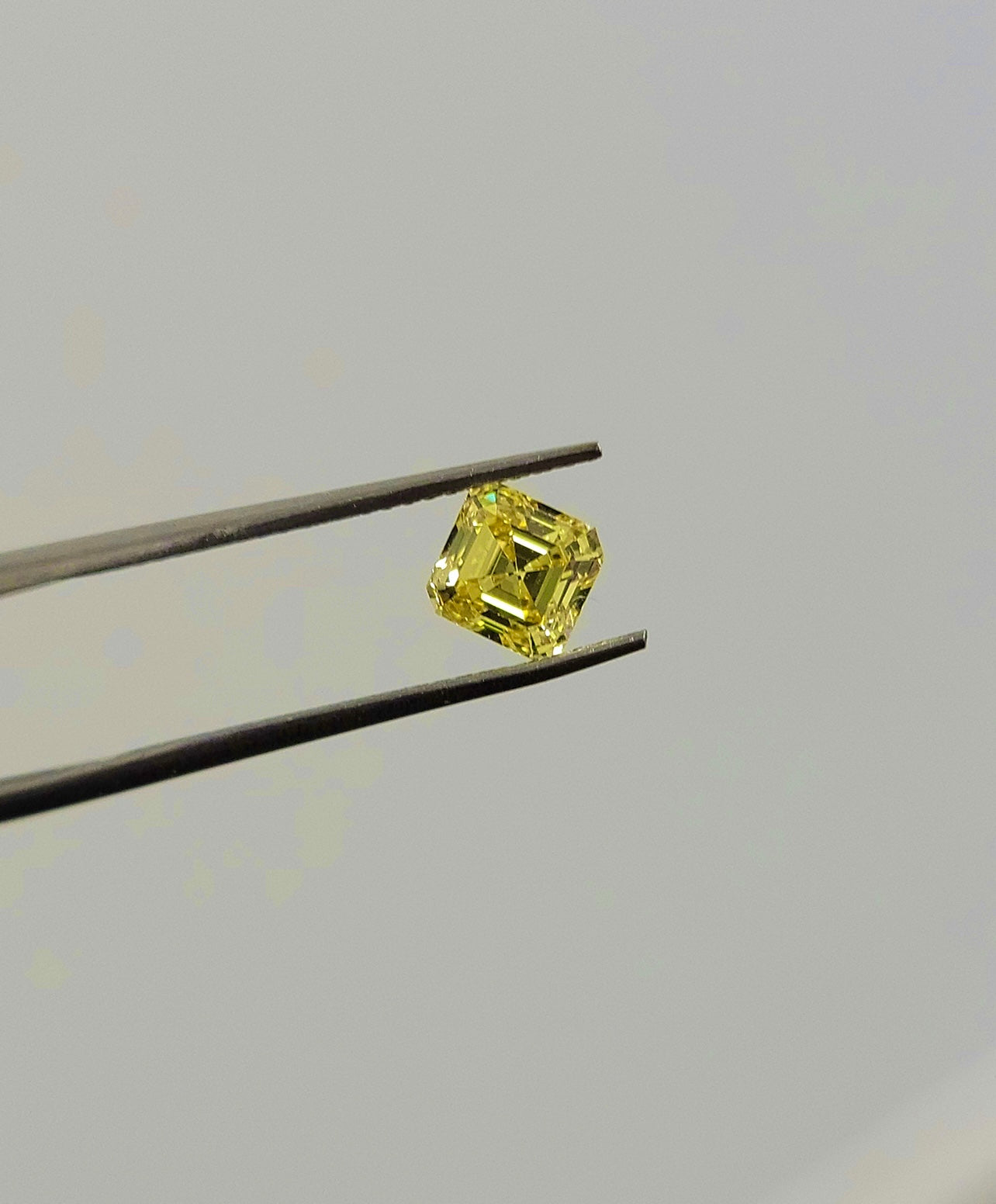 Fancy Vivid Yellow Asscher Cut