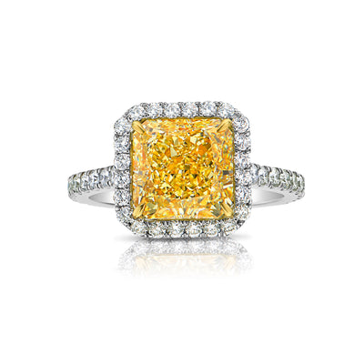 4.02ct Fancy Light Yellow Radiant VVS2 GIA Ring