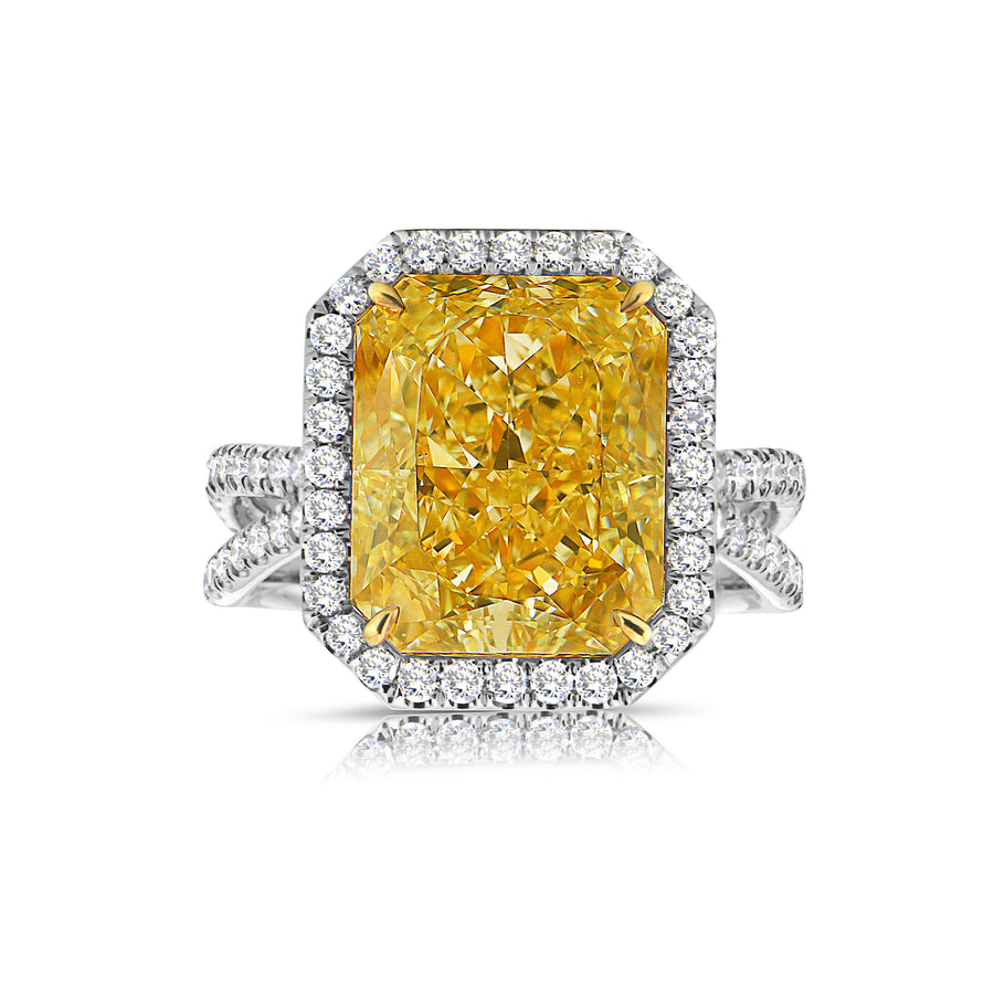 9.04ct Light Yellow Radiant Diamond Ring VS2 GIA